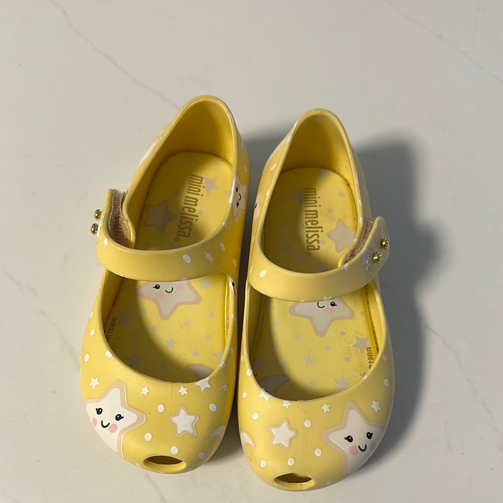 Mini Melissa Yellow Dress Shoes with Animal Design